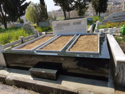 3 Kişilik Granit Aile Mezarı